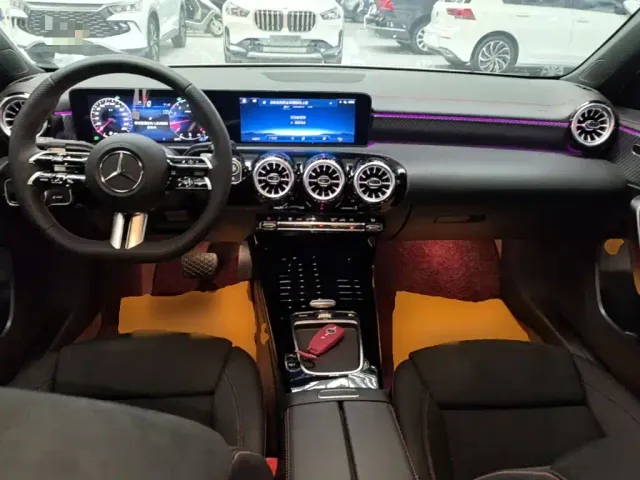 Mercedes-Benz A-Class — Фото автомобиля 9