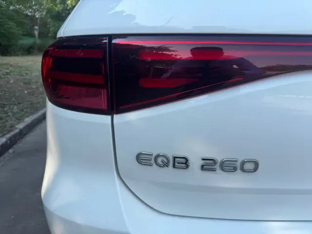 Mercedes-Benz EQB — Фото автомобиля 21