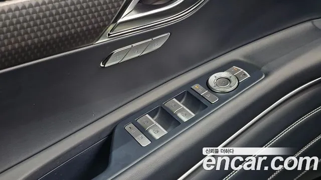 Genesis GV80 Coupe — Фото автомобиля 16