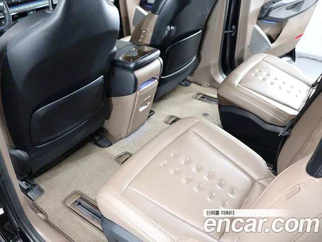 Kia EV9 — Фото автомобиля 9