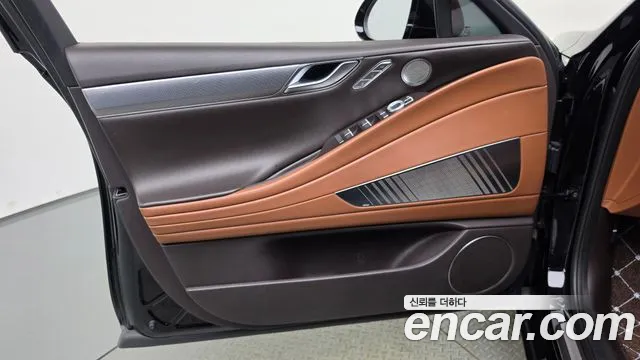 Genesis G80 Бензин 2.5 турбо AWD — Фото автомобиля 18