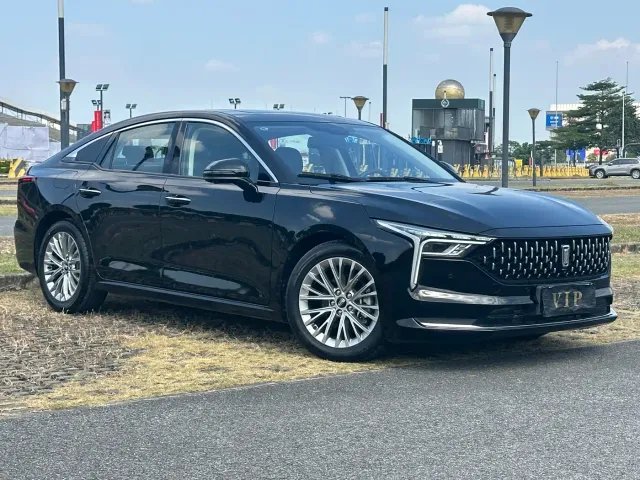 Bestune B70 — Фото автомобиля 3