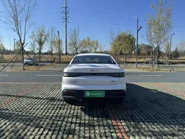 BYD Seal 05 DM-i — Фото автомобиля 5