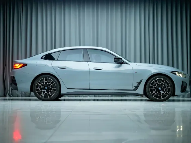 BMW BMW 4 Series 2024 430i Gran Coupe M Sport Shadowline Package — Фото автомобиля 8
