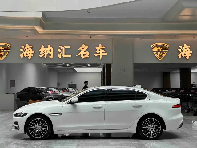 Jaguar XEL — Фото автомобиля 2