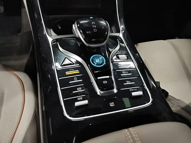 BYD Qin PLUS — Фото автомобиля 13
