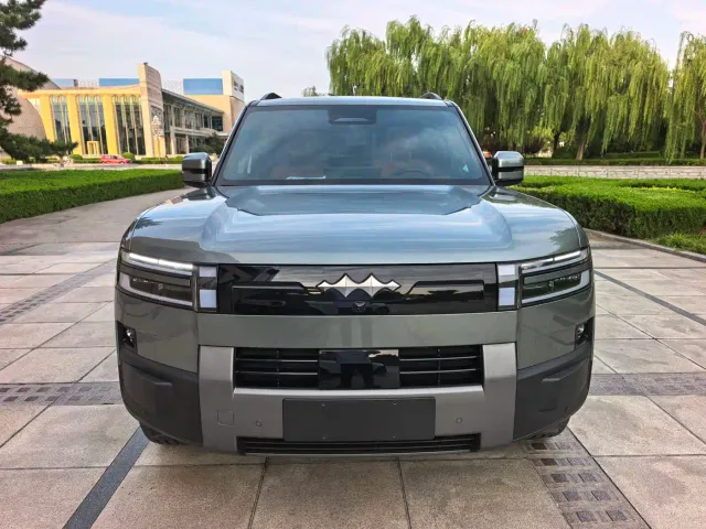 Фотография автомобиля — BYD FangChengBao Titanium 7