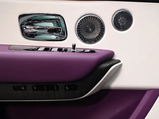 Rolls-Royce Cullinan — Фото автомобиля 19