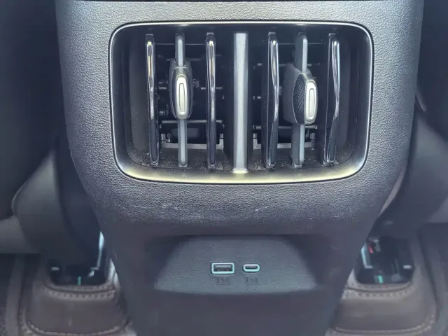 BYD Sealion 05 EV — Фото автомобиля 30