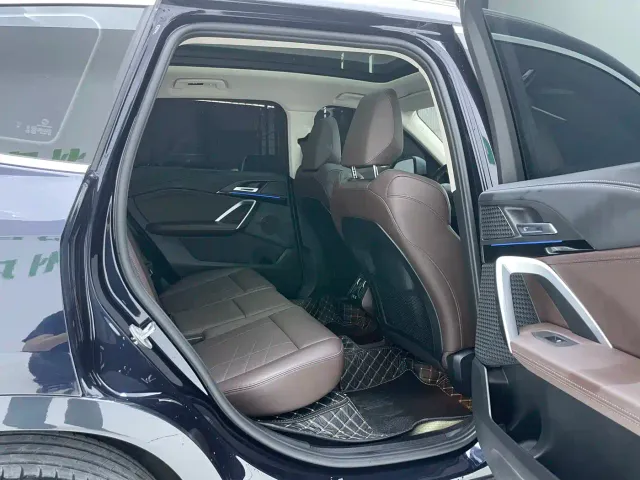 BMW X1 — Фото автомобиля 7