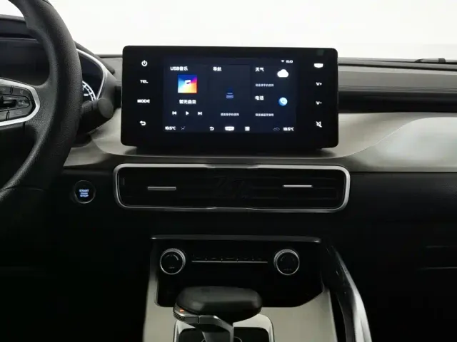 Geely Binyue — Фото автомобиля 12
