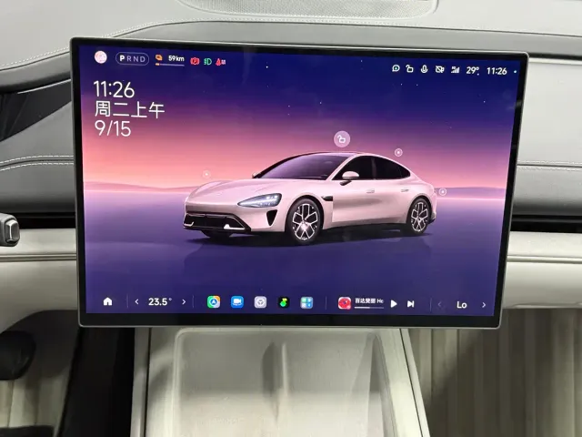 Xiaomi SU7 — Фото автомобиля 11
