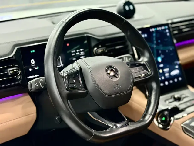 Nio ES6 — Фото автомобиля 12