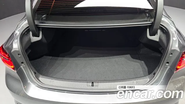 Renault-KoreaSamsung SM6 Новый SM6 2.0 LPe Feel — Фото автомобиля 20