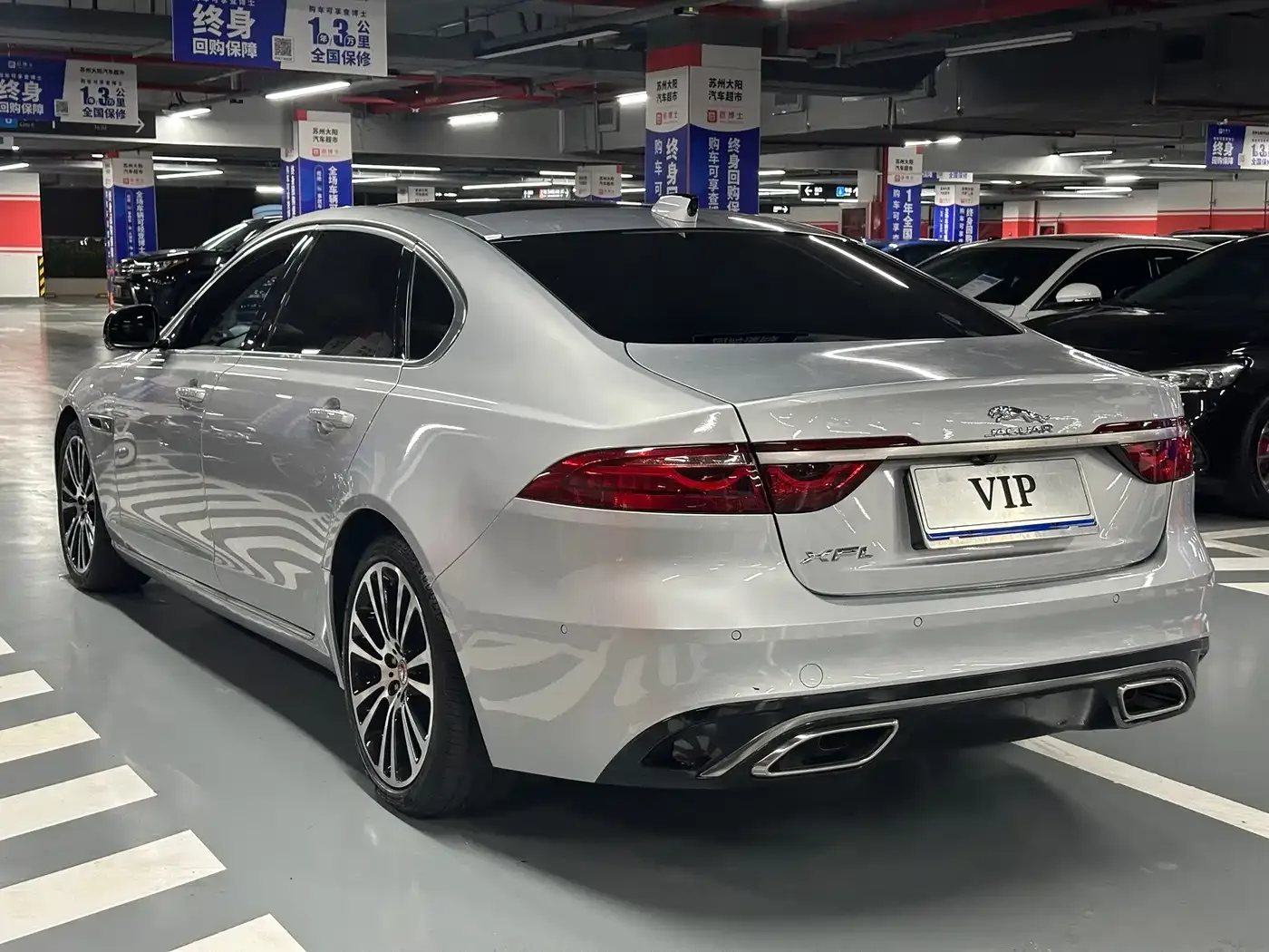 Jaguar Jaguar XFL 2022 XFL 2.0T P250 2WD Premium Luxury — Фото автомобиля 6
