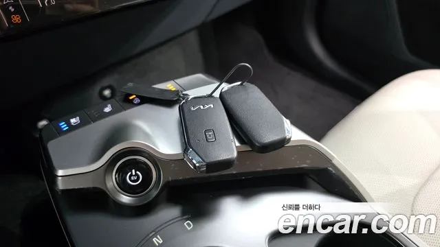 Kia EV6 — Фото автомобиля 25