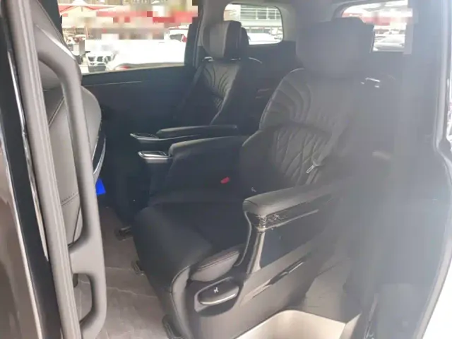 GAC Trumpchi M8 — Фото автомобиля 16