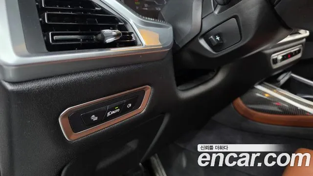 BMW X7 G07 — Фото автомобиля 27