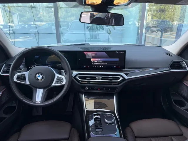BMW 3 Series — Фото автомобиля 5
