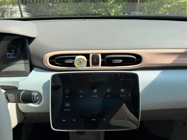 Leapmotor T03 — Фото автомобиля 10