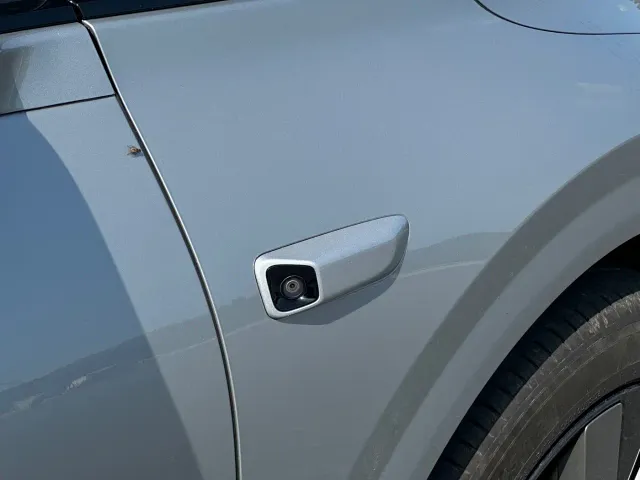 Li Auto i6 — Фото автомобиля 4