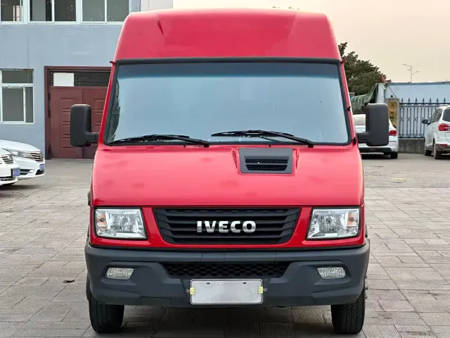 Iveco Daily — Фото автомобиля 2