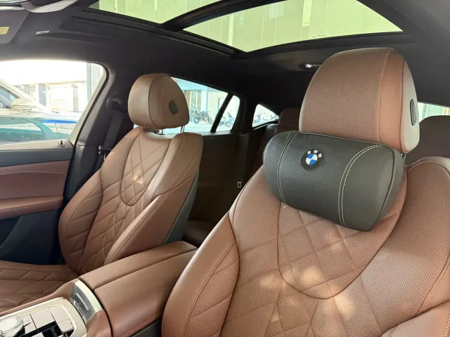 BMW X6 — Фото автомобиля 16