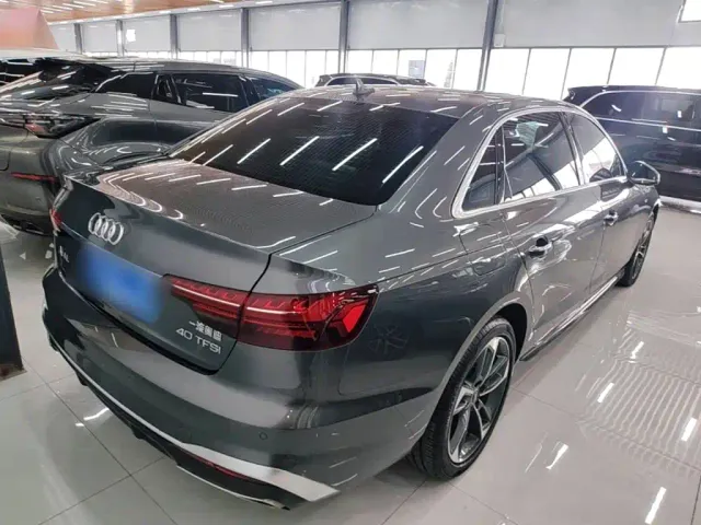 Audi A4L — Фото автомобиля 6