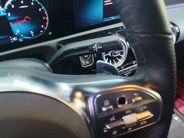 Mercedes-Benz A-Class — Фото автомобиля 13