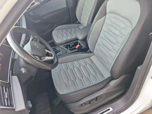 Volkswagen Tiguan X — Фото автомобиля 14