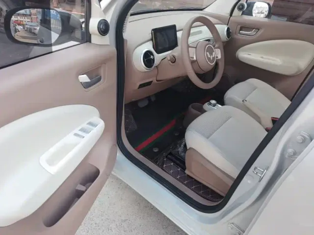Wuling Hongguang Mini EV — Фото автомобиля 15