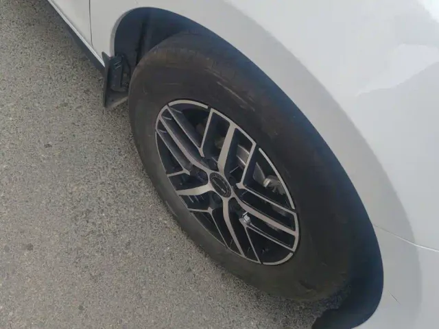 BYD Seal 05 DM-i — Фото автомобиля 6
