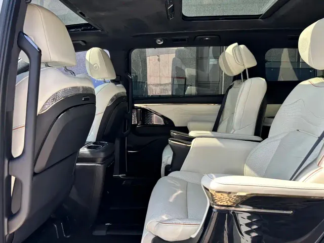 GAC Trumpchi M8 — Фото автомобиля 16