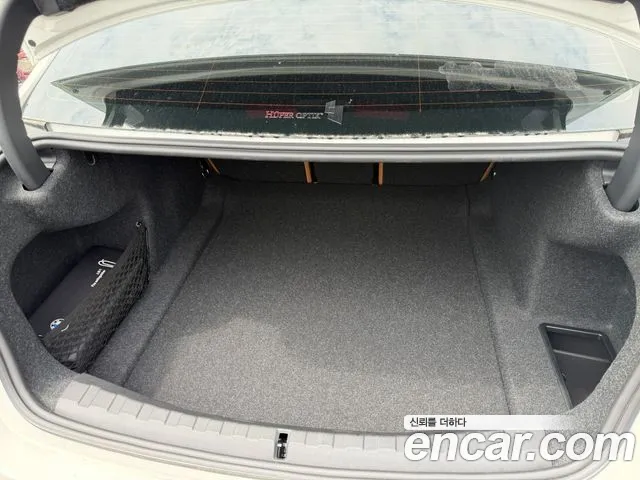 BMW 3-Series 3 серия (G20) 320i M Sport — Фото автомобиля 12
