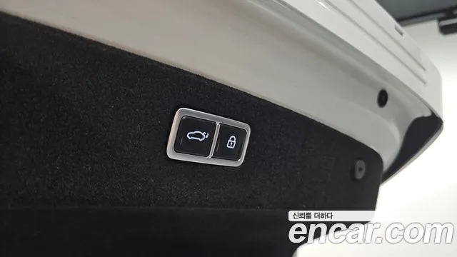 Genesis G90 Бензин 3.5 турбо AWD — Фото автомобиля 20