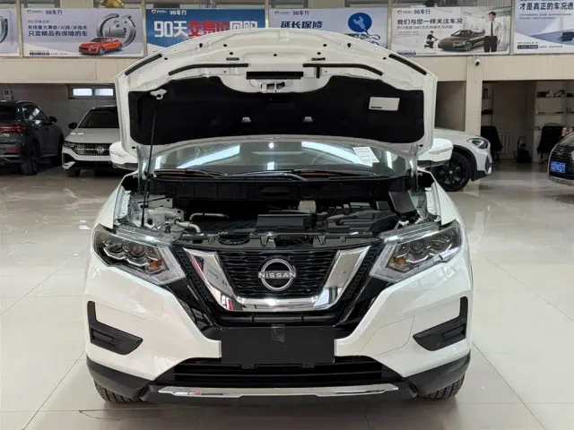 Nissan X-Trail — Фото автомобиля 7