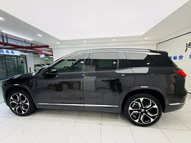Nio ES8 — Фото автомобиля 3