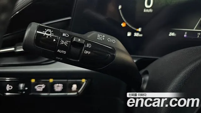 Kia Niro The All New — Фото автомобиля 29