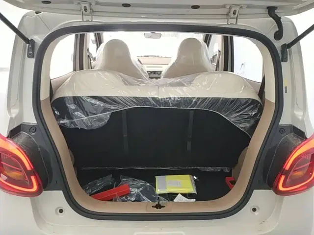 Wuling Hongguang Mini EV — Фото автомобиля 18