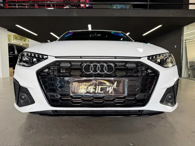 Audi A4L — Фото автомобиля 2