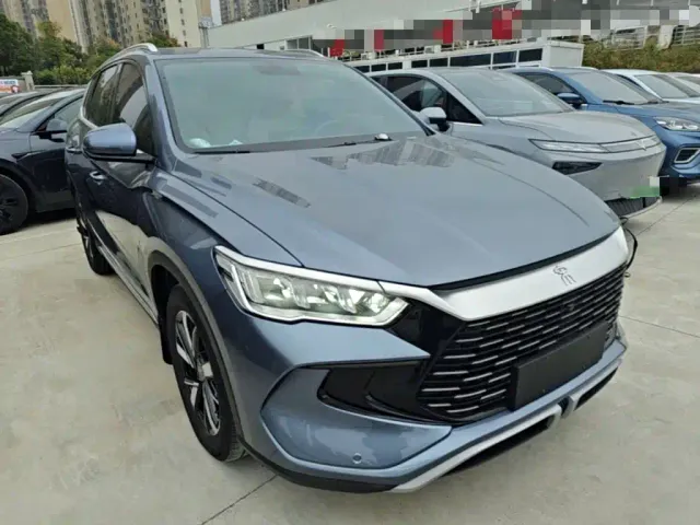 BYD Song Pro — Фото автомобиля 3
