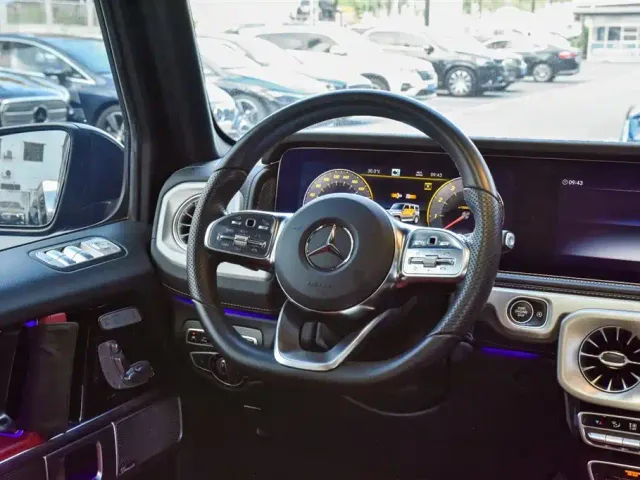 Mercedes-Benz G-Class — Фото автомобиля 19