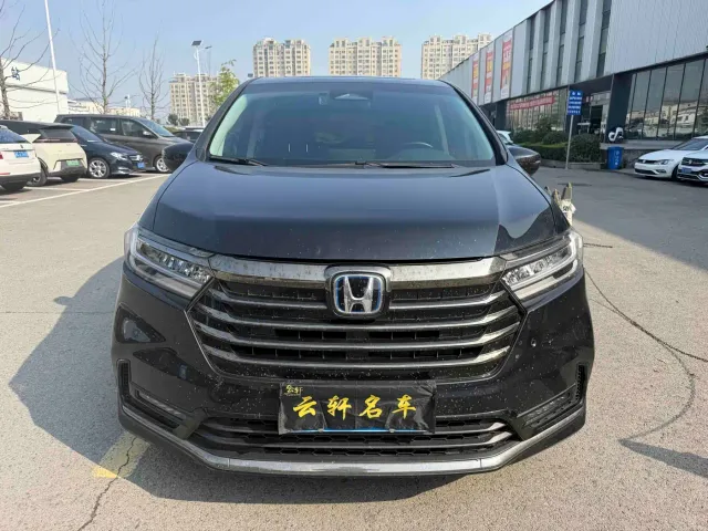Honda Odyssey — Фото автомобиля 2