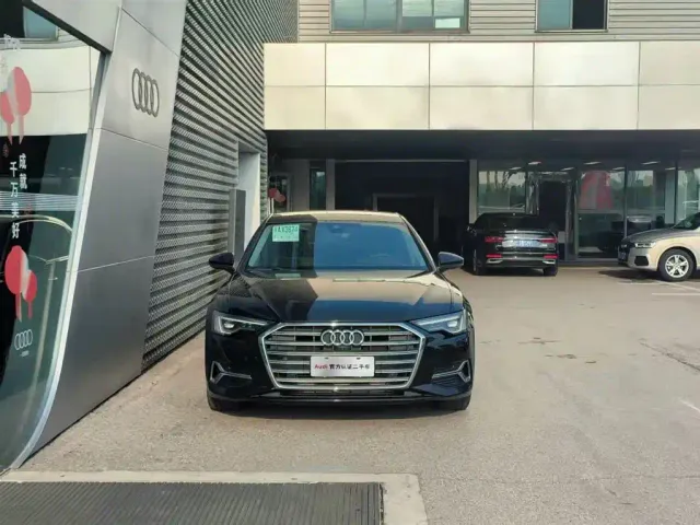 Audi A6L — Фото автомобиля 2