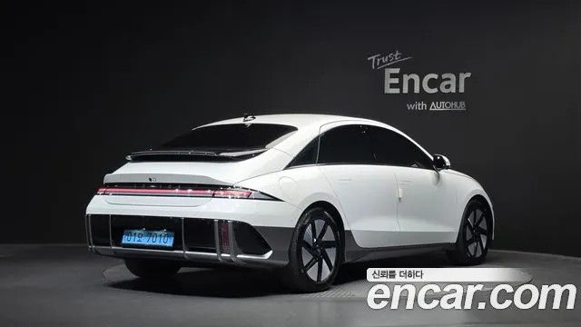 Hyundai Ioniq 6 — Фото автомобиля 2