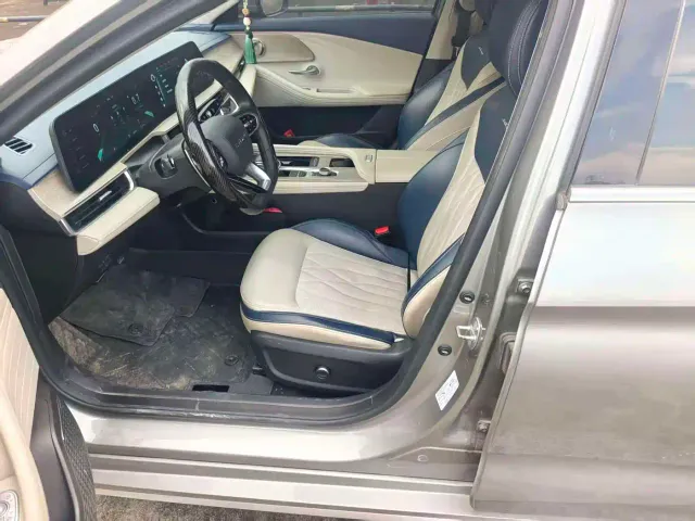 Chery Arrizo 8 — Фото автомобиля 5