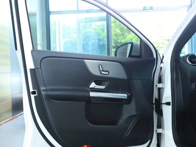 Mercedes-Benz GLA-Class — Фото автомобиля 17