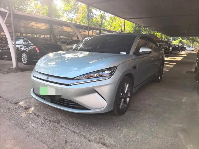 Фотография автомобиля — BYD Qin L