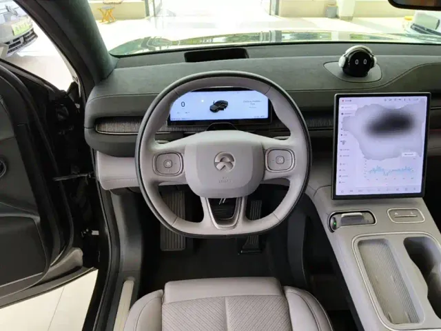 Nio EC6 — Фото автомобиля 6