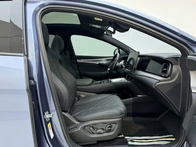 BYD Sealion 07 EV — Фото автомобиля 17